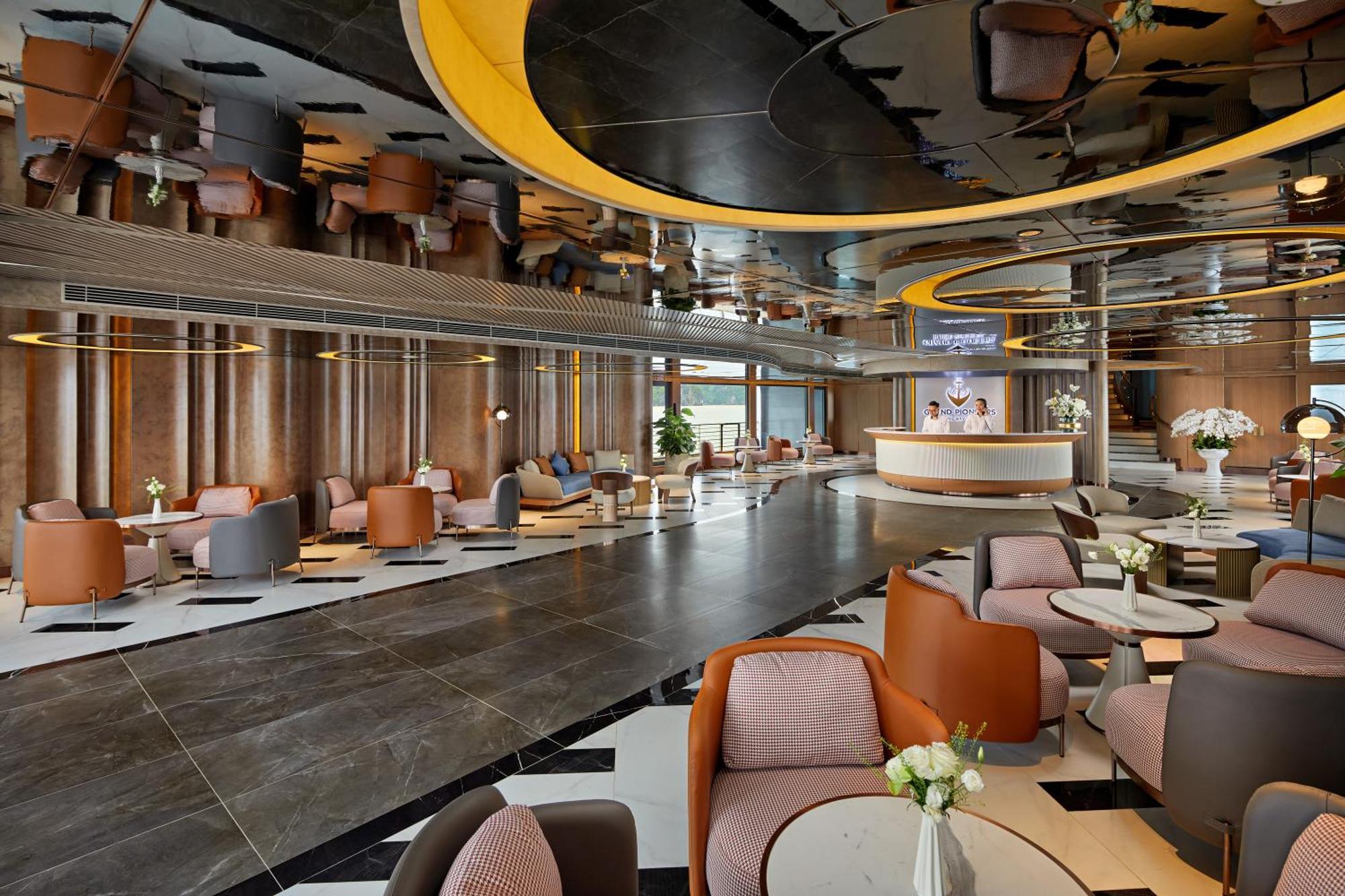 فندق Grand Pioneers Halong Bay Cruise 2 ها لونغ المظهر الخارجي الصورة